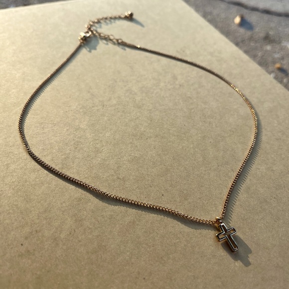 Cross Pendant - Picture 2 of 3